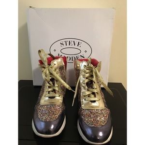 Steve Madden Sneaker